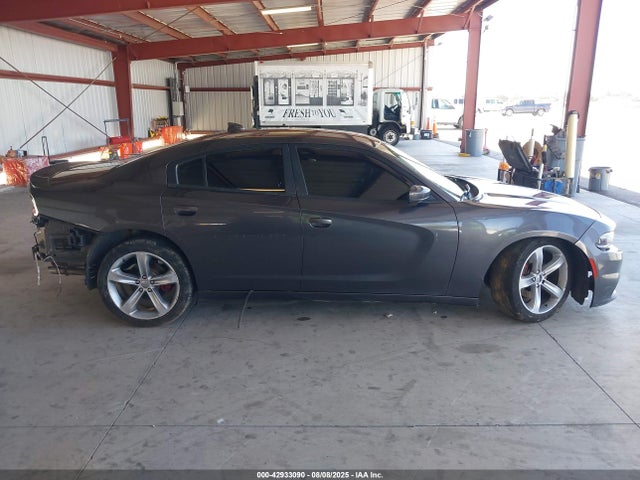 2C3CDXCT9GH158914 Dodge 2016
