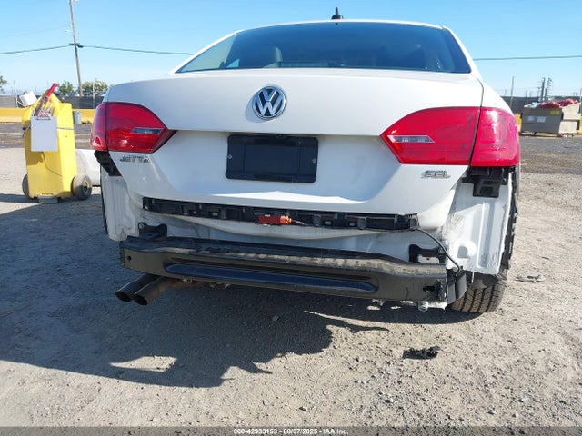 Volkswagen 2014 2014 3VWL17AJ8EM385271 Image 6