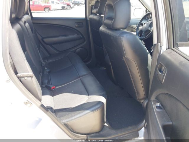 2005 MITSUBISHI OUTLANDER JA4LZ81F95U051561 Photo 7