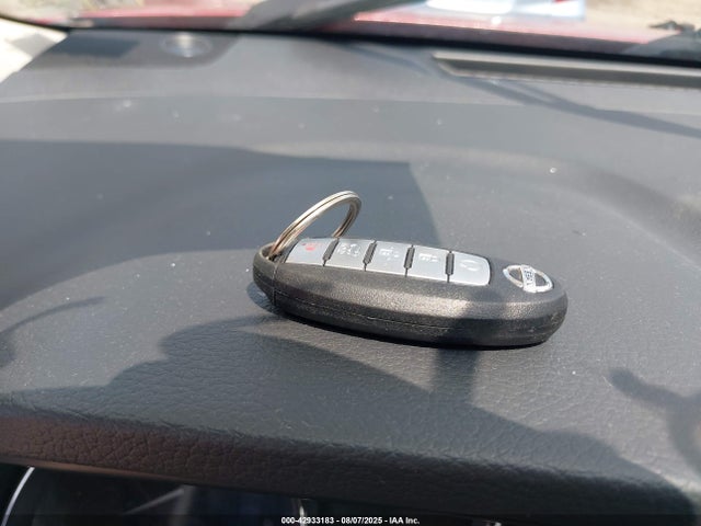Nissan 2017 2017 JN8AT2MV6HW285345 Image 11