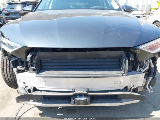 2019 AUDI E-TRON WA1VABGE9KB011418 Photo 5