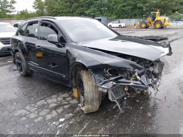 2021 BENTLEY BENTAYGA SJAAM2ZV2MC033879 Photo 0