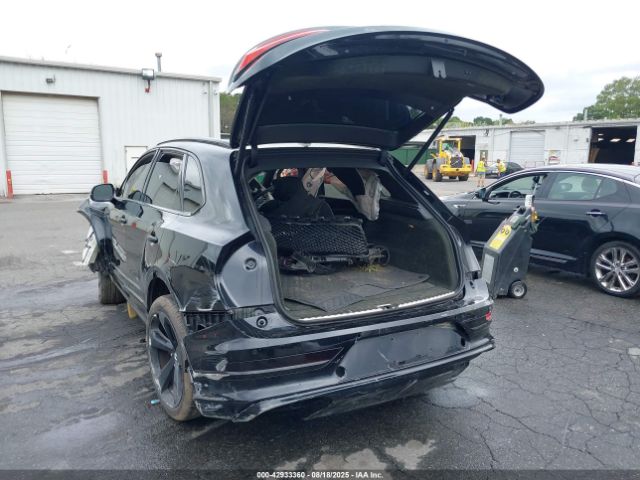 2021 BENTLEY BENTAYGA SJAAM2ZV2MC033879 Photo 2