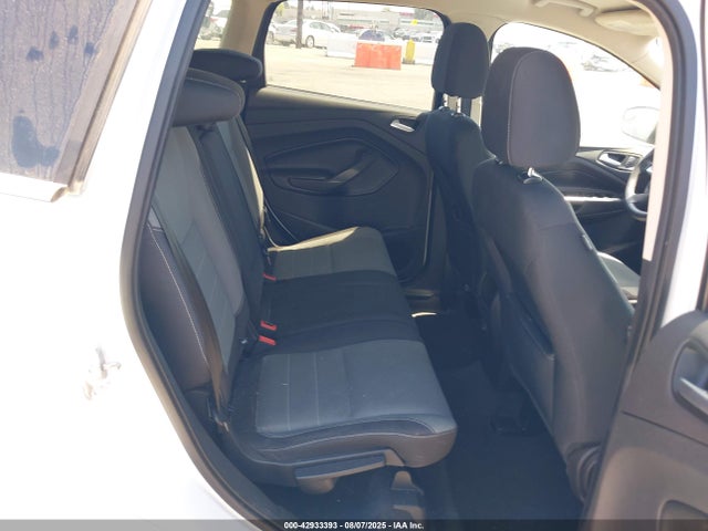 1FMCU0G78GUC43784 Ford Escape