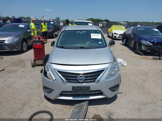 Nissan Versa 2015 3N1CN7APXFL828753 Image 11
