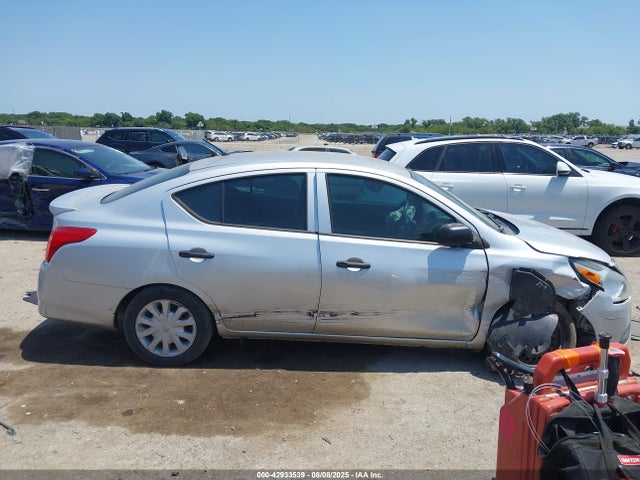 Nissan Versa 2015 3N1CN7APXFL828753 Image 12