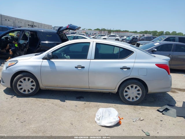 Nissan Versa 2015 3N1CN7APXFL828753 Image 13