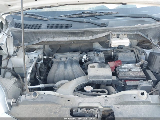 Nissan 2015 2015 3N6CM0KN5FK690756 Image 10