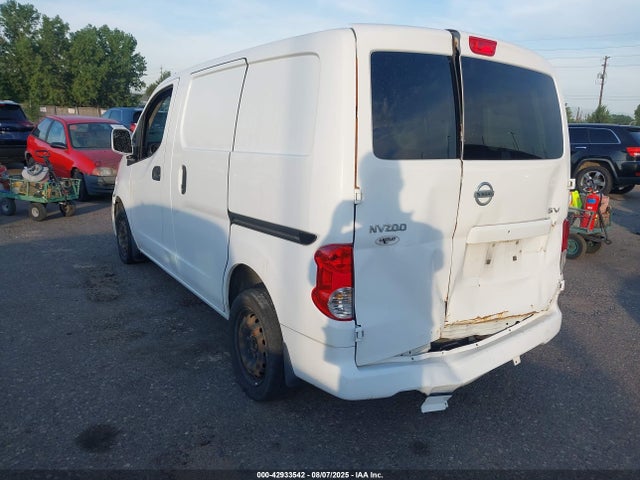 Nissan 2015 2015 3N6CM0KN5FK690756 Image 3