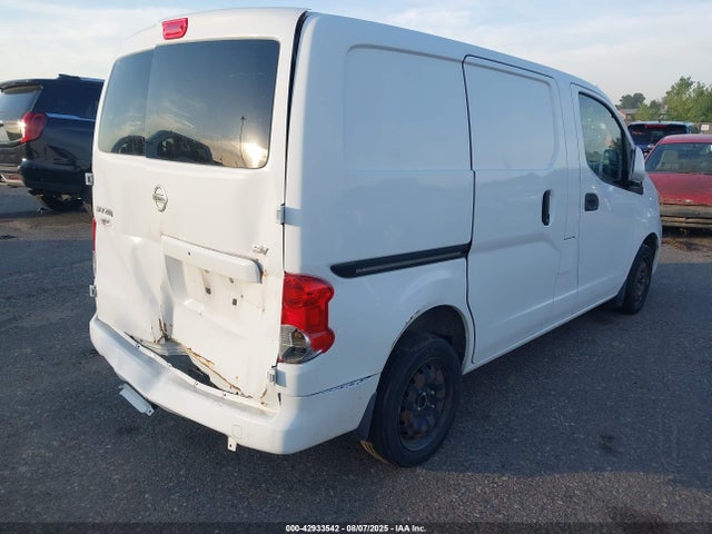 Nissan 2015 2015 3N6CM0KN5FK690756 Image 4