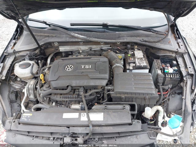 3VW217AU9FM015602 Volkswagen Golf