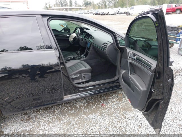 3VW217AU9FM015602 Volkswagen Golf