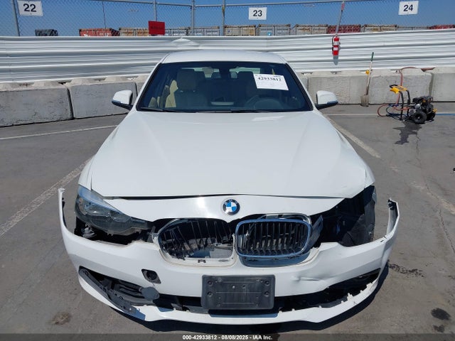 WBA8A9C56GK622528 BMW 2016