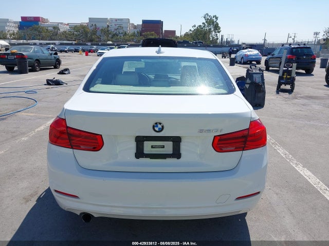 WBA8A9C56GK622528 BMW 2016