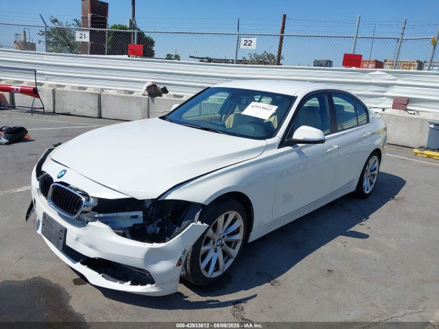 WBA8A9C56GK622528 BMW 2016