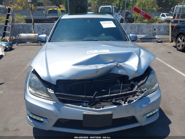 Mercedes-Benz C-Class 2014 WDDGF4HB7EA963592 Image 12