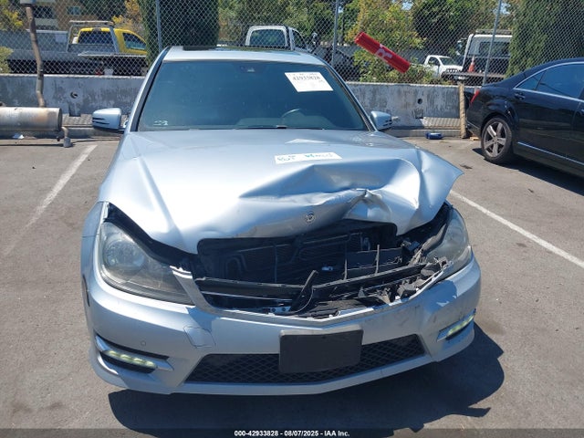 Mercedes-Benz C-Class 2014 WDDGF4HB7EA963592 Image 6