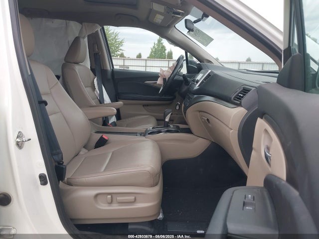 Honda j35y6 2019 5FPYK3F56KB025482 Image 5
