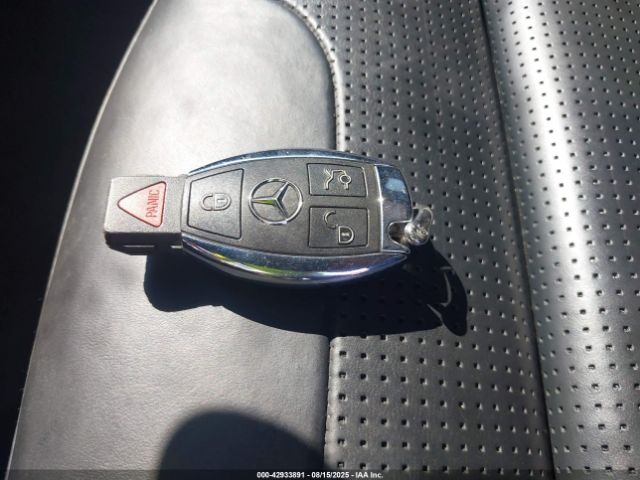 2017 MERCEDES-BENZ AMG C 63 55SWF8GBXHU187726 Photo 10