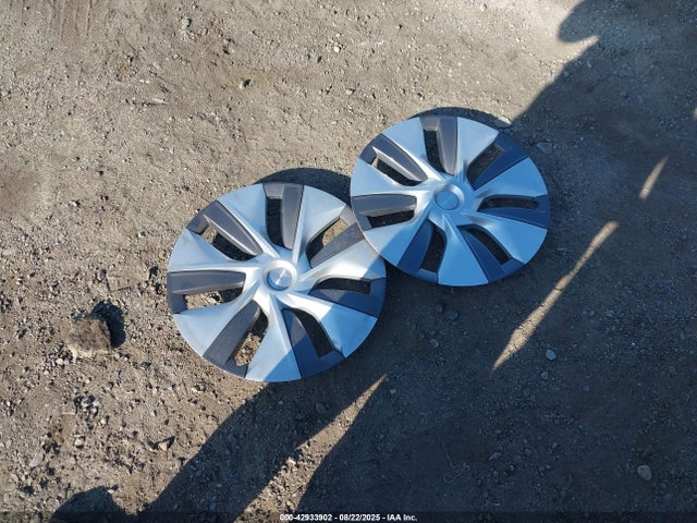 7SAYGAEEXPF942046 Tesla Model Y