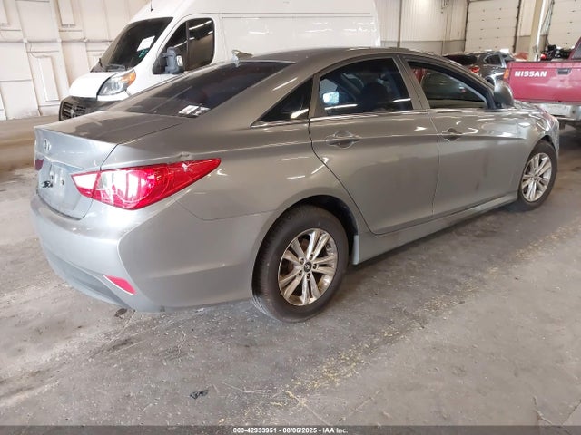 Hyundai gamma 2014 5NPEB4AC9EH933020 Image 4