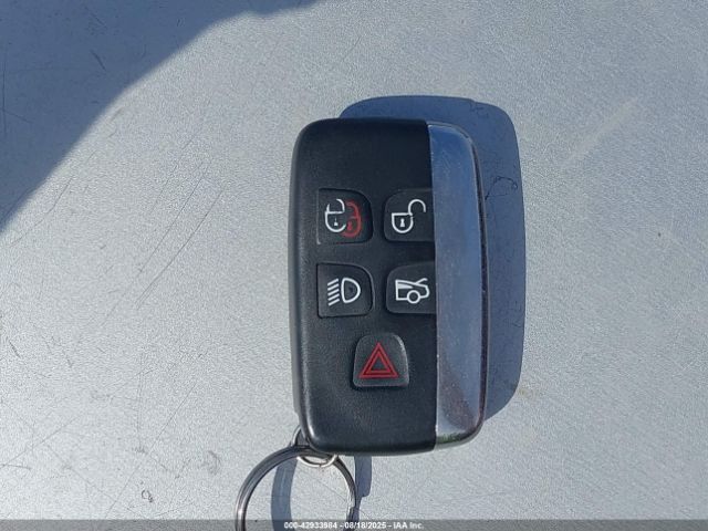 2013 JAGUAR XF SAJWA0HE9DMS73641 Photo 10