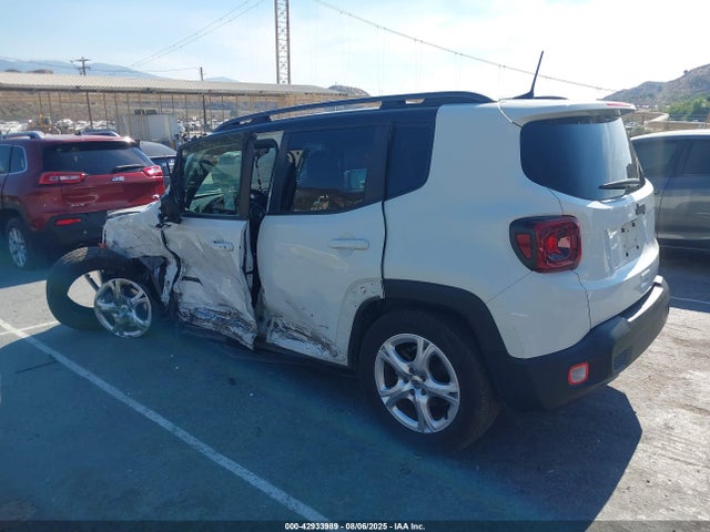 ZACNJAB11LPL48285 Jeep Renegade