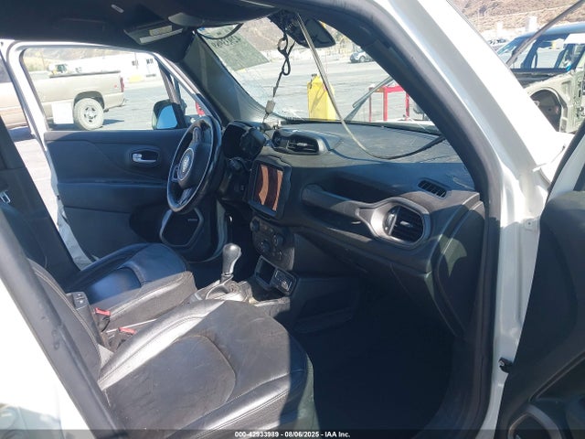 ZACNJAB11LPL48285 Jeep Renegade