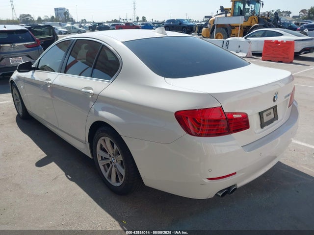 BMW 528I 2014 WBA5A5C56ED505898 Image 3