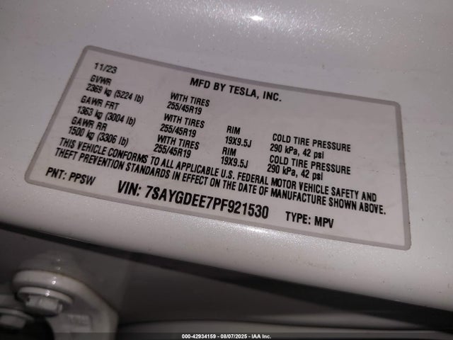 2023 TESLA MODEL Y 7SAYGDEE7PF921530 Photo 8