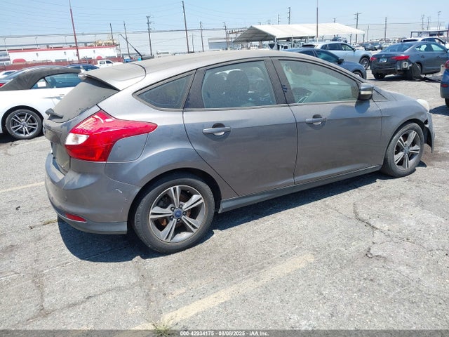 1FADP3K28EL374557 Ford 2014