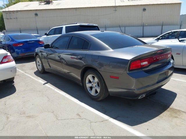 2C3CDXHG4EH239215 Dodge 2014