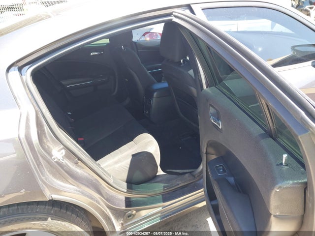 2C3CDXHG4EH239215 Dodge 2014