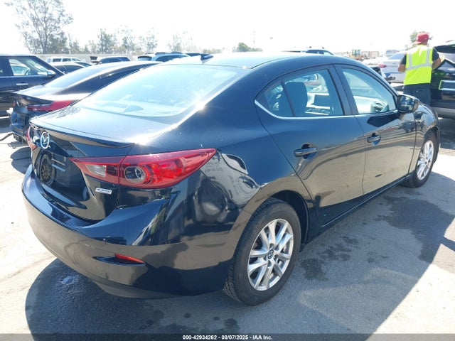 Mazda pe 2015 3MZBM1V71FM226849 Image 4