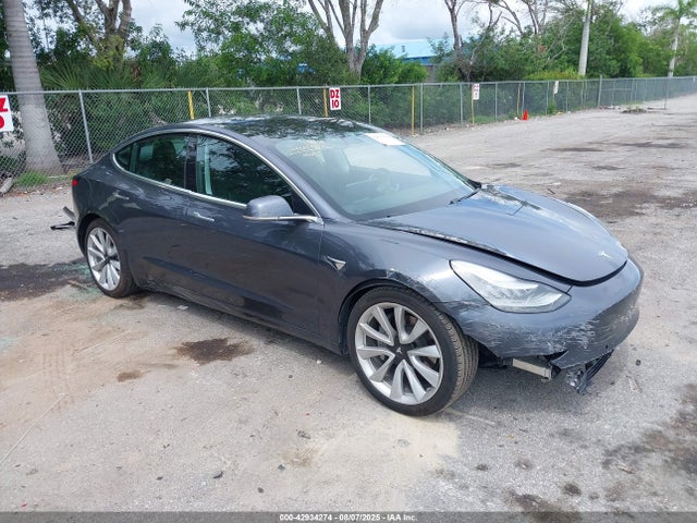 2019 TESLA MODEL 3 5YJ3E1EB3KF389199 Photo 0