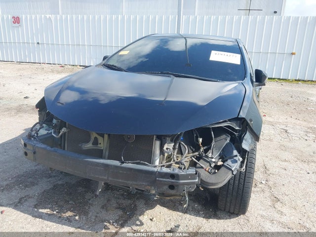 5YFBURHEXFP352471 Toyota 2zr-fe