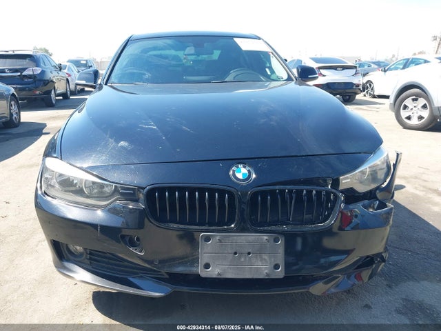 WBA3B1G50FNT05442 BMW 320i
