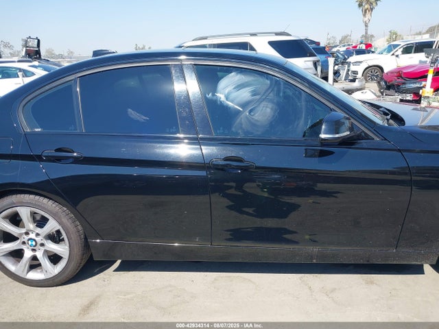 WBA3B1G50FNT05442 BMW 320i