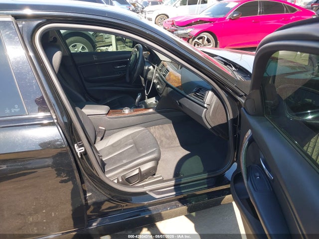 WBA3B1G50FNT05442 BMW 320i