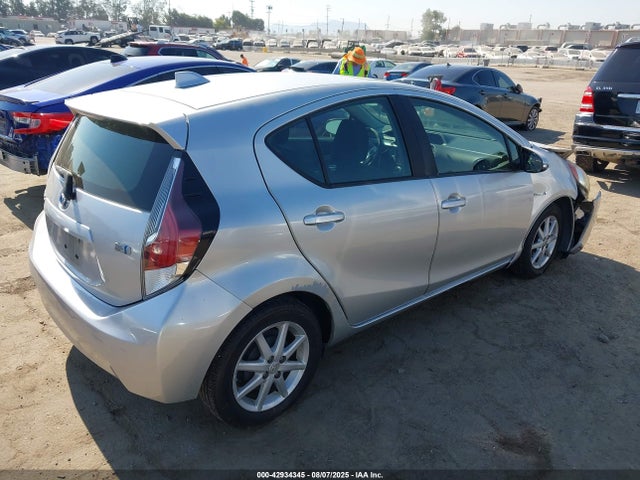 JTDKDTB32G1589756 Toyota 1nz-fxe+1lm