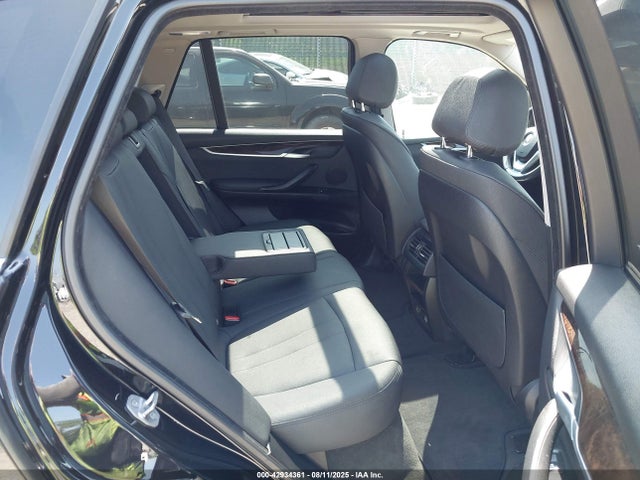 5UXKR0C55G0P25012 BMW X5