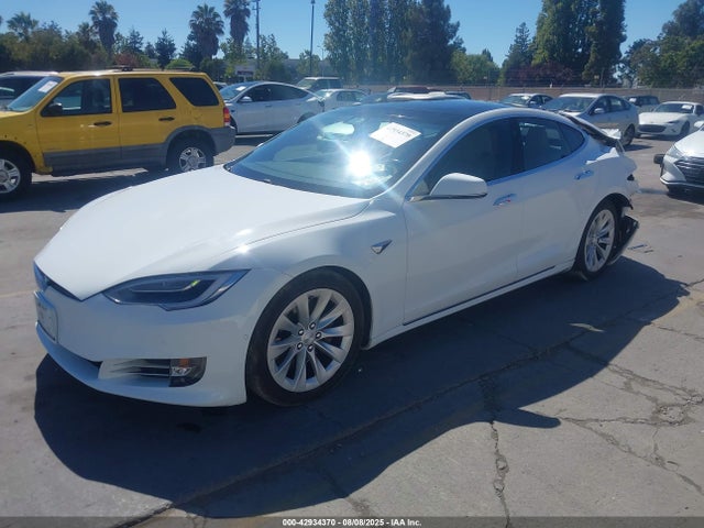 2016 TESLA MODEL S 5YJSA1E28GF164923 Photo 1