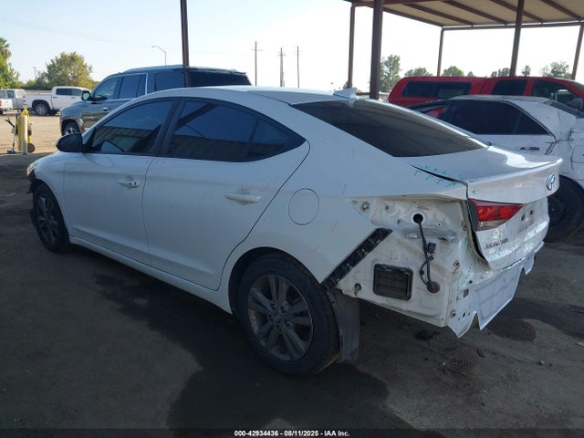 5NPD84LF3JH305448 Hyundai mpi nu