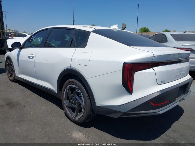 KIA 2025 2025 3KPFU4DE7SE083304 Image 3