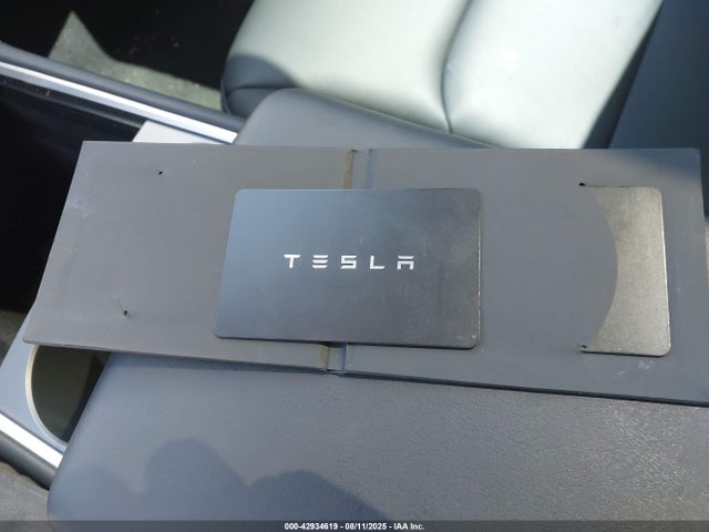 7SAYGDEF2PF580000 Tesla 2023