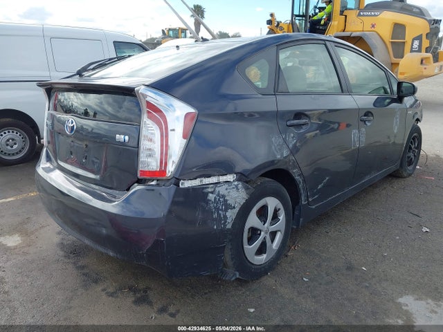 Продажа на аукционе авто 2015 Toyota Prius Two, vin: JTDKN3DU0F0428202, номер лота: 42934625