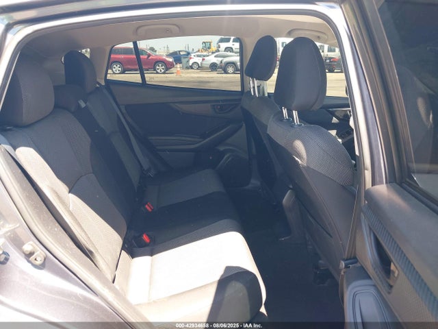 Subaru na 2017 4S3GTAD64H3744799 Image 8