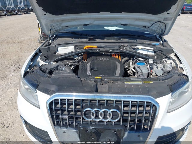 2014 AUDI Q5 HYBRID WA1C8AFP0EA012998 Photo 9