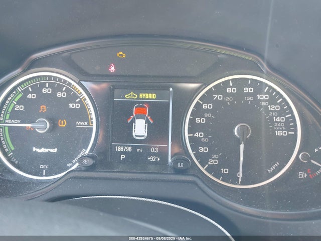 2014 AUDI Q5 HYBRID WA1C8AFP0EA012998 Photo 6