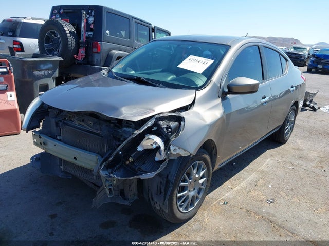 3N1CN7AP6HL808504 Nissan 2017